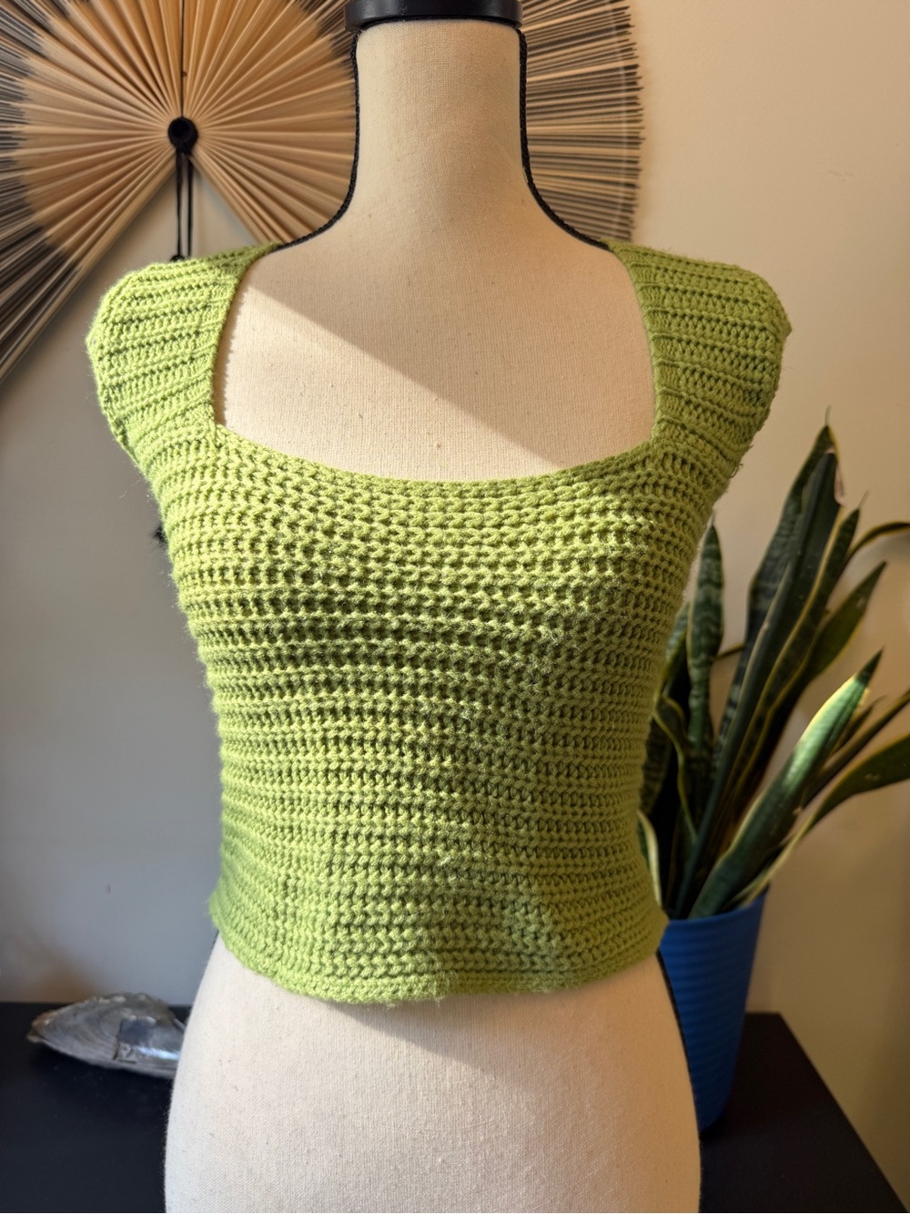 vestique Green Crochet knit Square-Neck tie-back open back Top